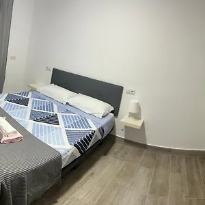 https://apartamento-tejares-3a.hotelsinnerja.org